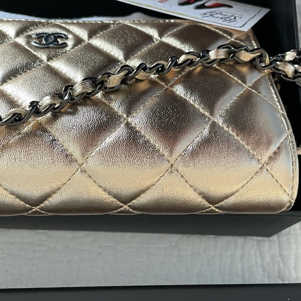 ‼️SOLD‼️NEW Chanel Gold WOC Wallet Clutch Black - Picture 11 of 11